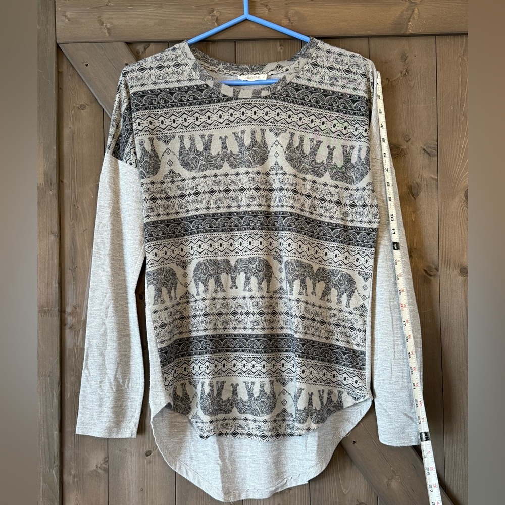 Ardene Gray Elephant Pattern Long Sleeve Tee